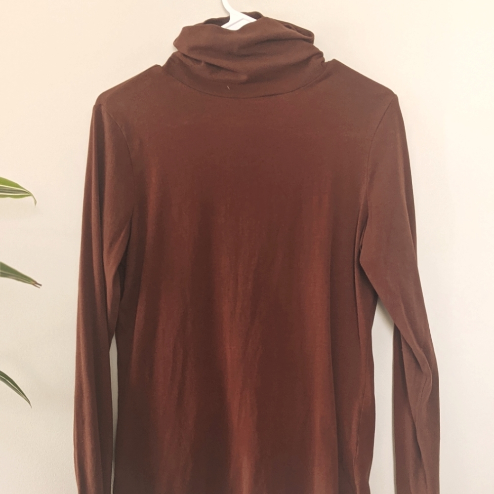 Tight spandex solid turtleneck